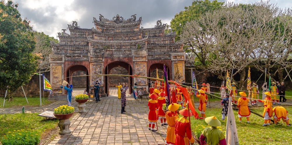 Di sản và Doanh thu Cân Bằng Mới trong Du lịch Văn hóa Thế kỷ 21 2