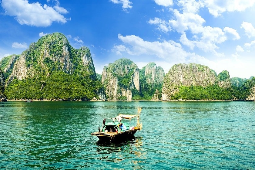 Du lịch Xanh Hành trình Tái Thiết Tương Lai Bền Vững Của Ngành Du Lịch Toàn Cầu 2-min