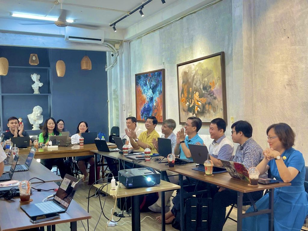 Sáng cuối tuần cùng RIAT Khi hồ sơ học thuật trở thành câu chuyện thương hiệu cá nhân