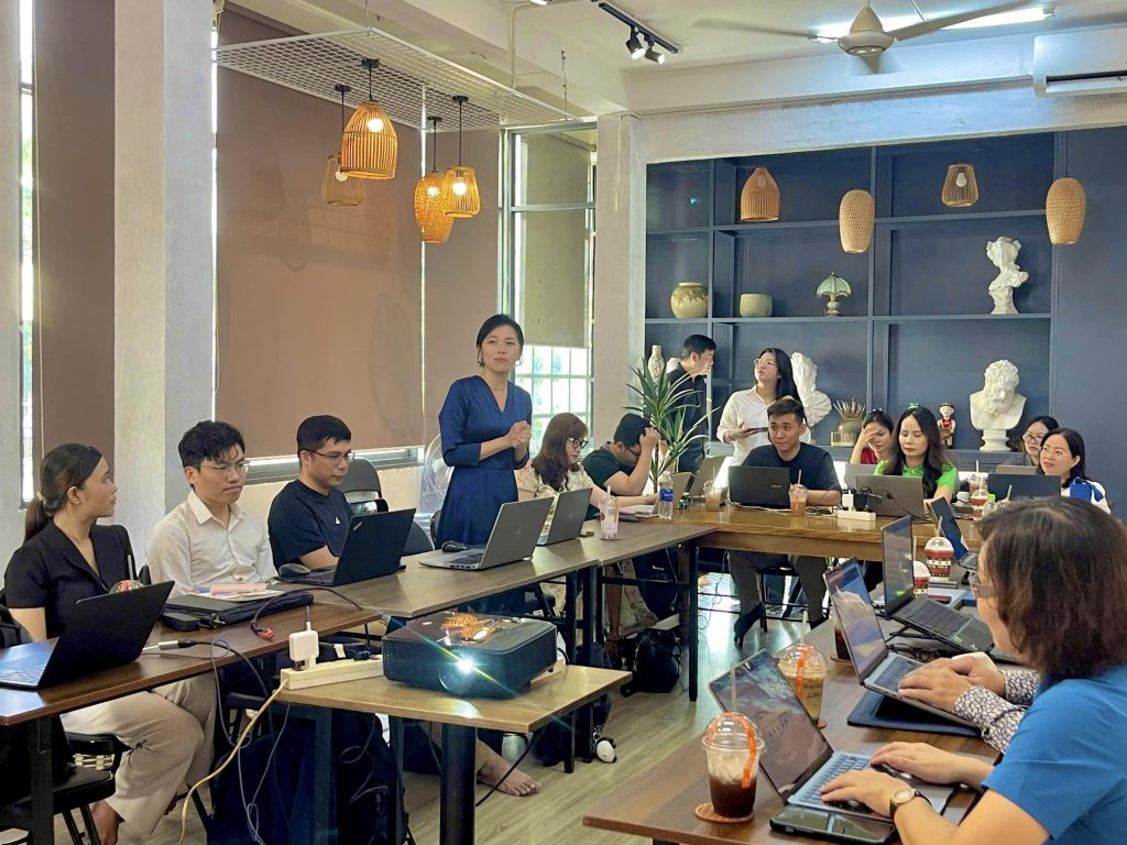 Sáng cuối tuần cùng RIAT Khi hồ sơ học thuật trở thành câu chuyện thương hiệu cá nhân